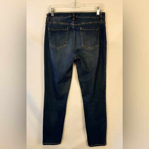 Buffalo David Bitton Size 10/30 Jeans. Excellent pre-owned condition - Picture 4 of 7